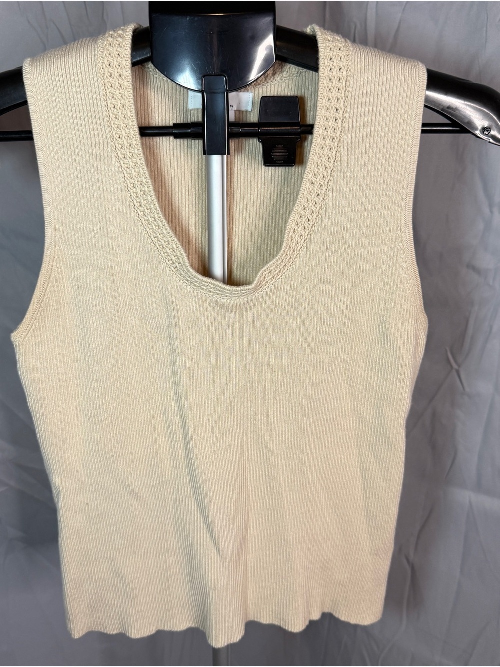 Halston Heritage Cream Ribbed Knit Scoop Tank